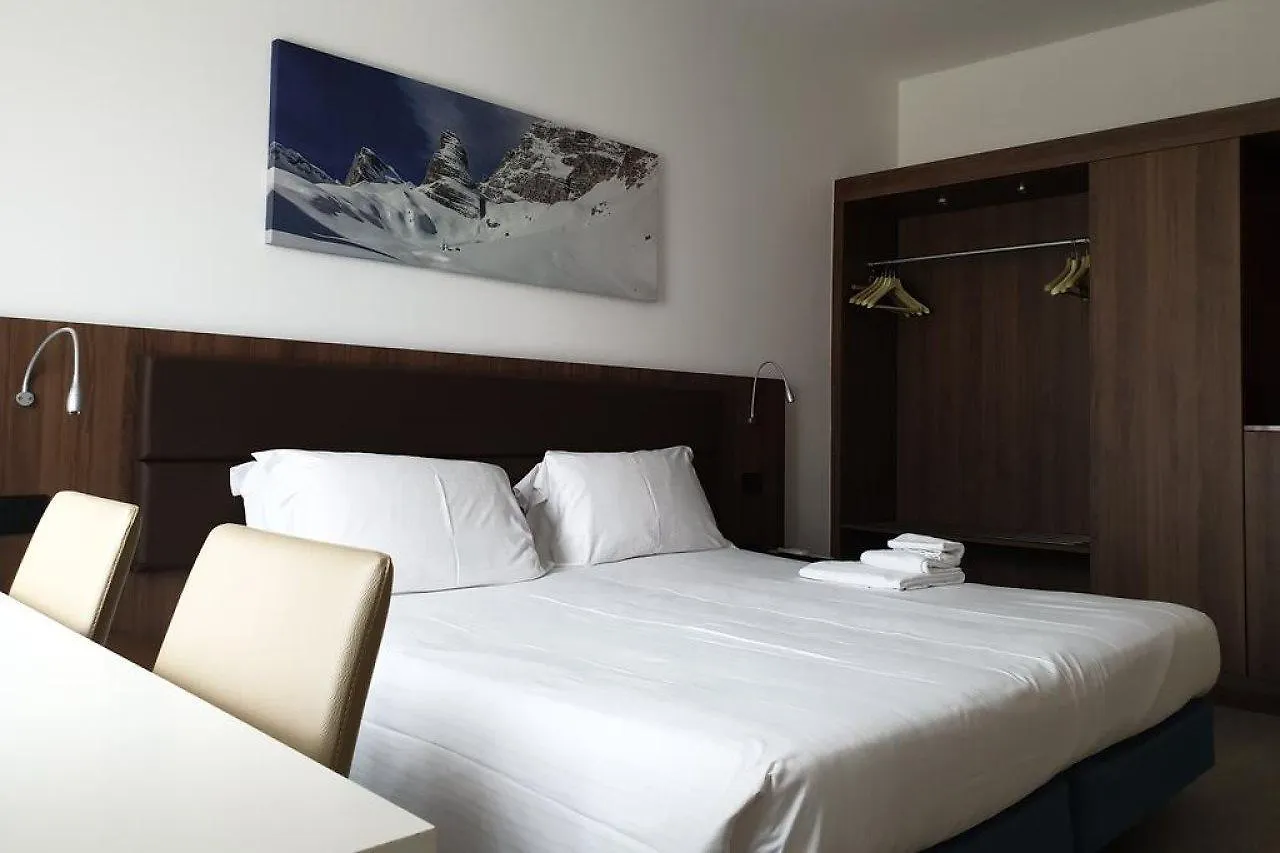 Albergo Delle Alpi Belluno Hotel